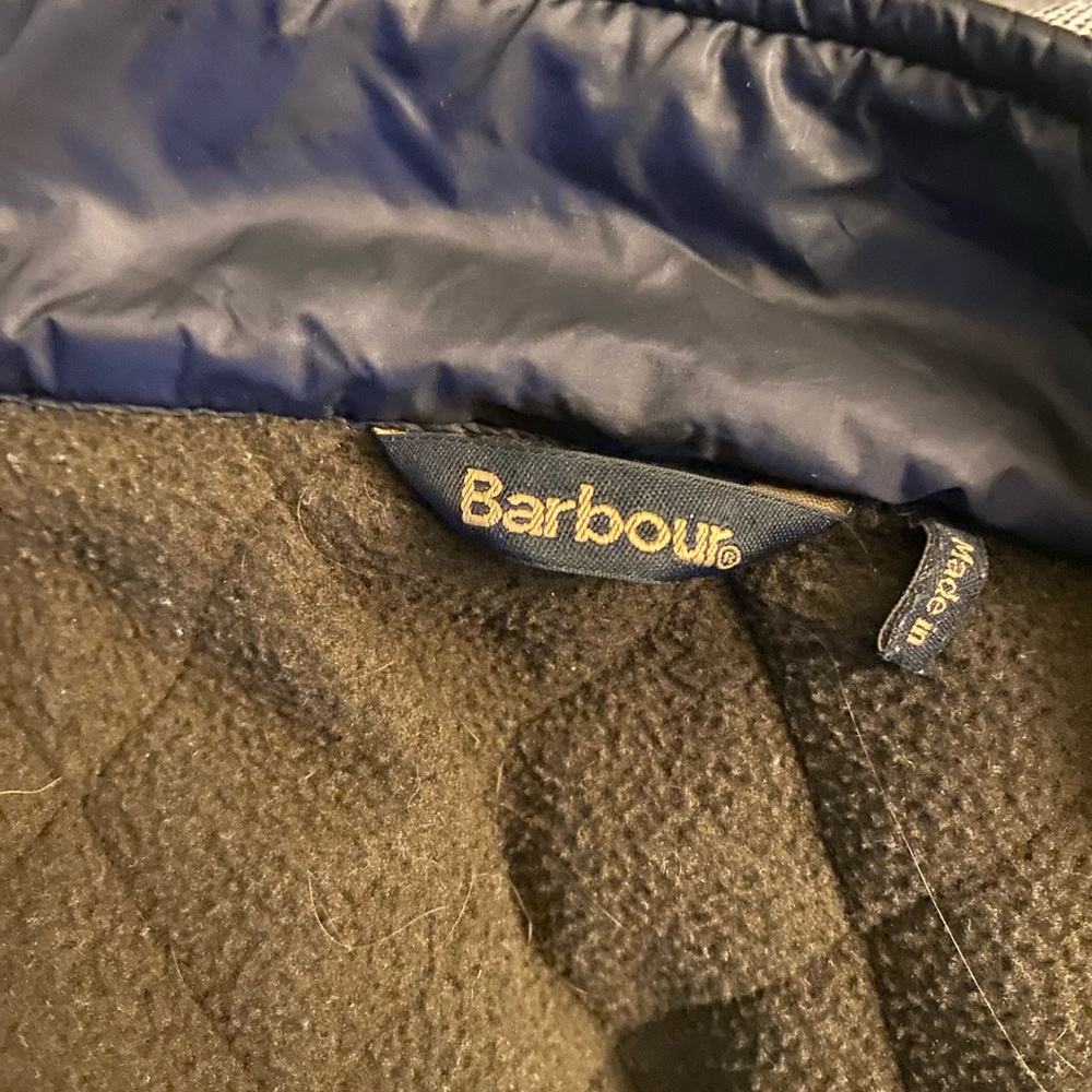 Barbour Black Quilted Vest with Diamond Pattern - Picture 5 of 7